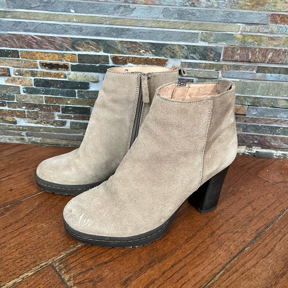 Caslon Suede Leather Booties